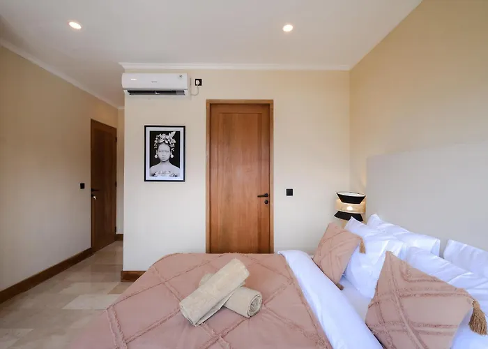 Tierra Pererenan, By Blacksand * Canggu (Bali)